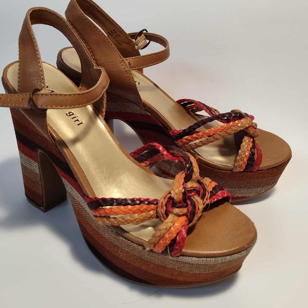 Madden Girl 'Rolliee" Women's Multicolor Striped Platform Sandals Size 8